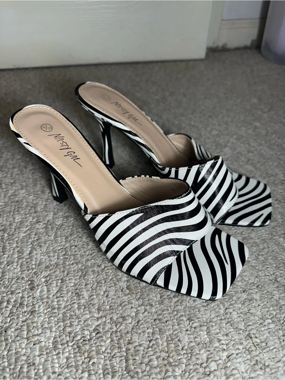 Mystic Zebra-Pattern Slide Heels - Black & White